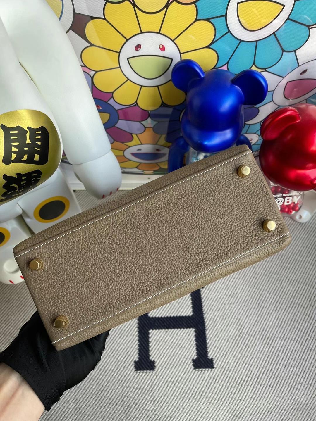 Hermès（爱马仕）Kelly 凯莉包 Togo Ck18 大象灰 Ghw 顶级工艺 全手工缝制 金扣 25cm