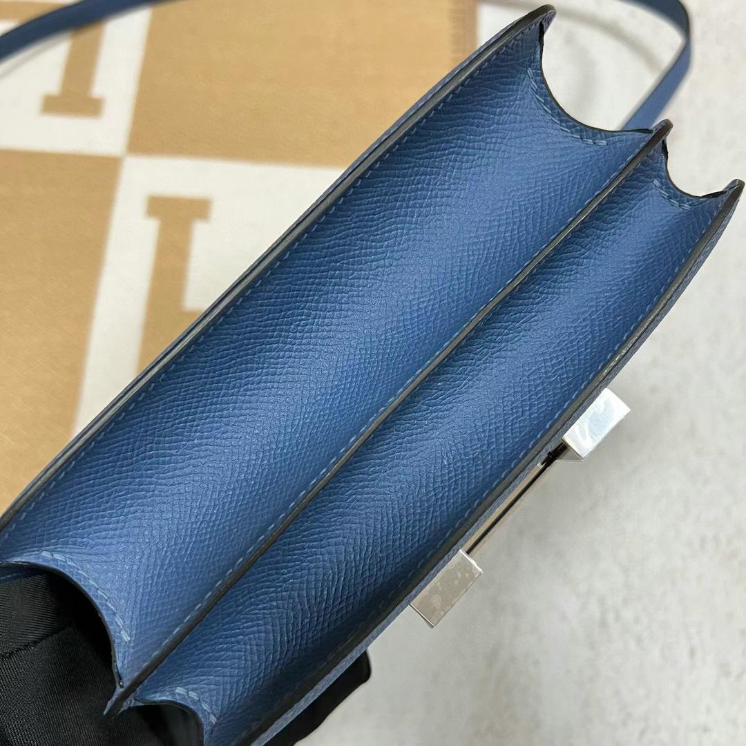 Hermès（爱马仕）Constance 康斯坦斯 Epsom 7R 雾霾蓝 银扣 19cm