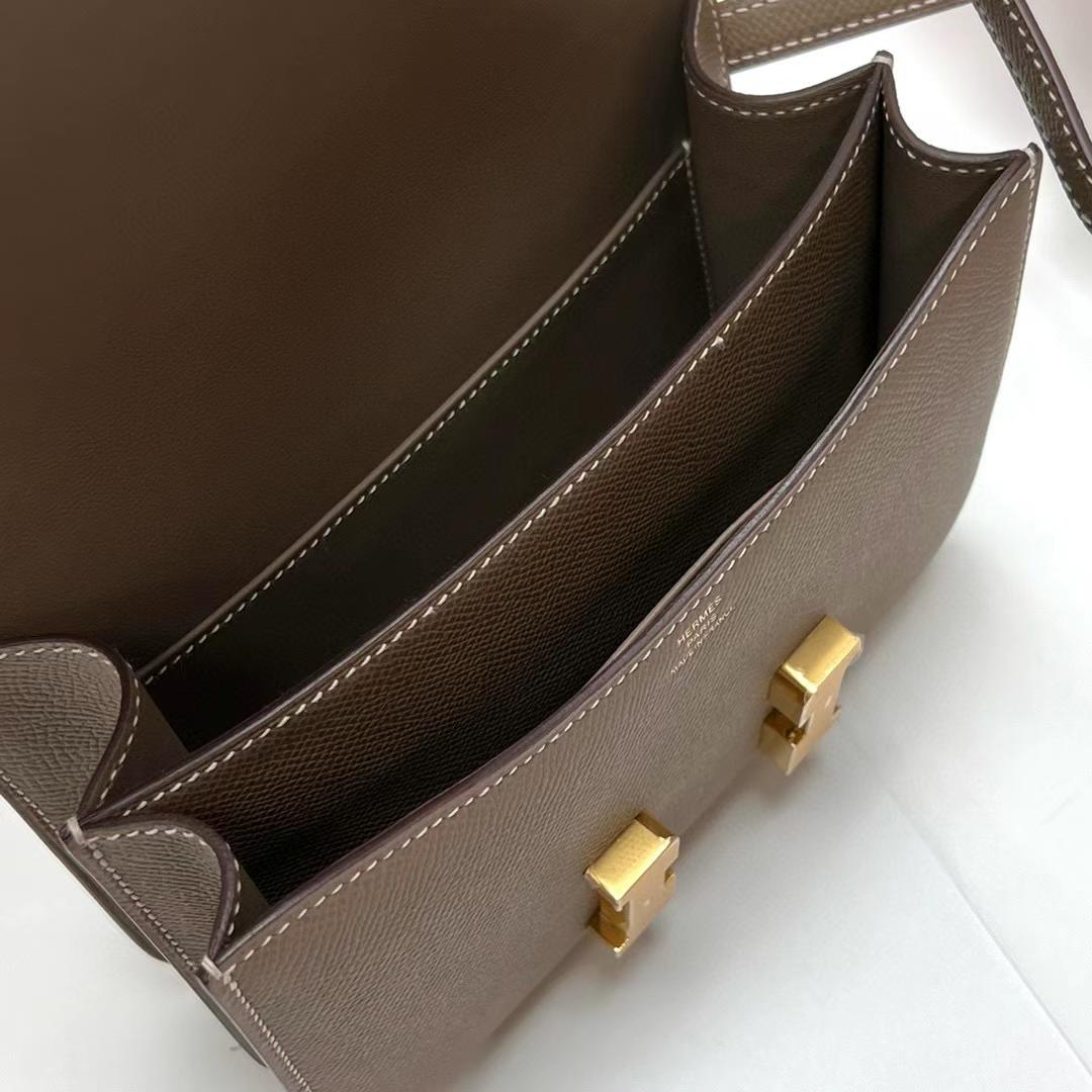 Hermès（爱马仕）Constance 空姐包 Epsom Ck18 大象灰 金扣 19cm 全手工蜡线缝制 Ghw