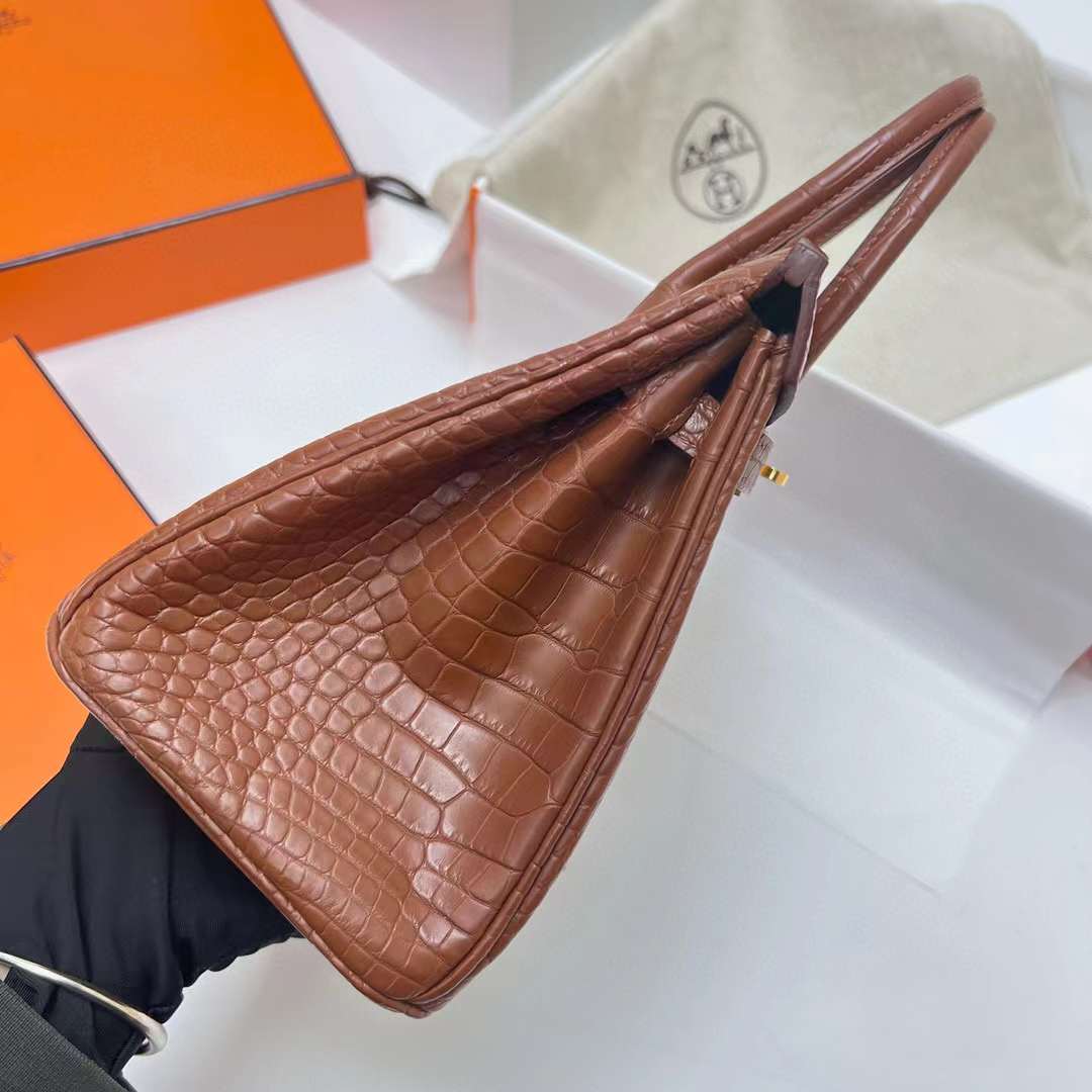 Hermès（爱马仕）Birkin 铂金包 雾面美洲鳄鱼 matte alligator crocodile（御用原装进口Hcp鳄鱼）Ck37 金棕色 金扣 25cm 全手工缝制 ghw