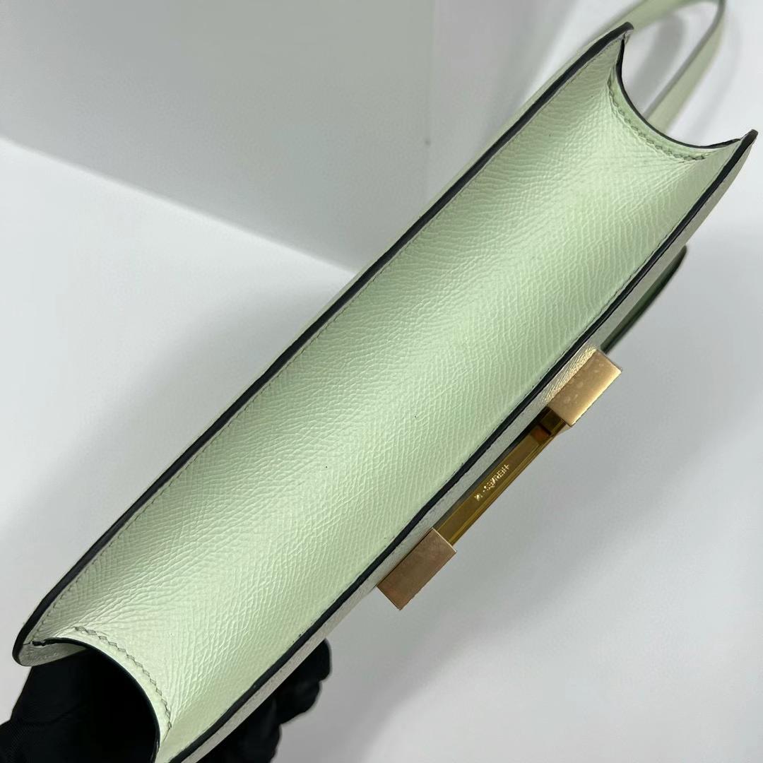 Hermès（爱马仕）Constance 24-1 单层镜子款 Epsom 0S 气泡绿 全手工蜡线缝制 金扣 24cm