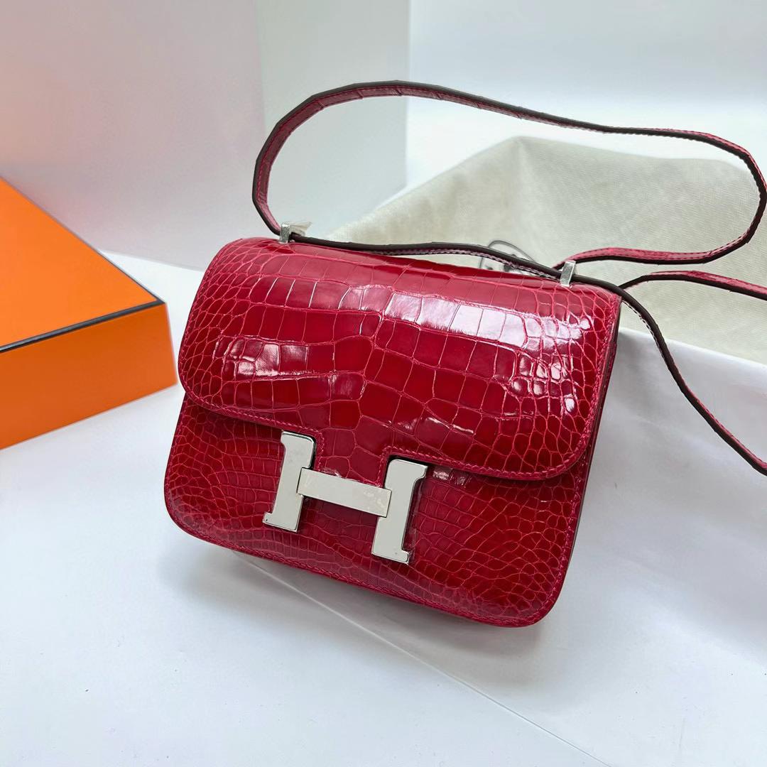 Hermès（爱马仕）Constance 空姐包 亮面美洲鳄鱼 shiny alligator crocodile Ck53 大红色 银扣 24cm 全手工蜡线缝制 Phw