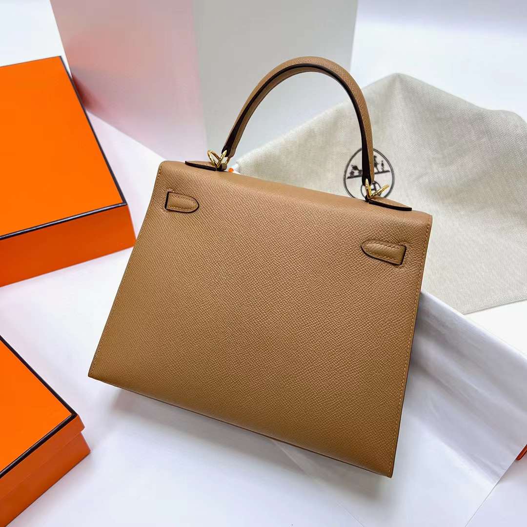 Hermès（爱马仕）Kelly 凯莉包 Epsom 0M 奶茶色 金扣 25cm 全手工蜡线缝制 Ghw