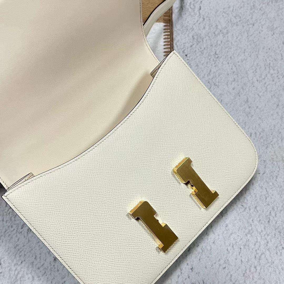 Hermès（爱马仕）Constance 24-1 单层镜子款 Epsom i2 奶油白 全手工蜡线缝制 金扣 24cm