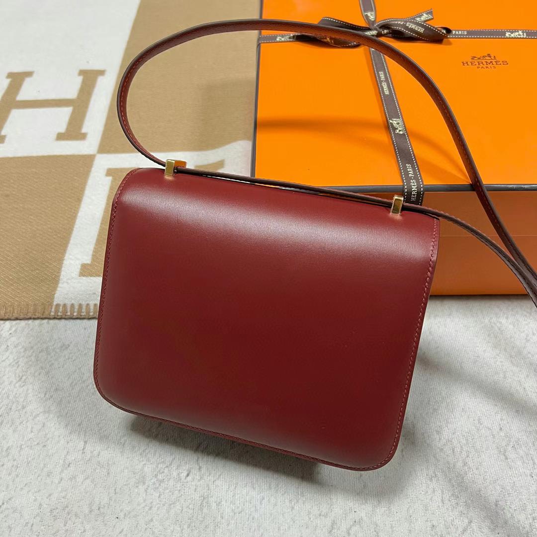 Hermès（爱马仕）Constance 空姐包 Boxcalf Ck55 爱马仕红 金扣 19cm Ghw 全手工蜡线缝制
