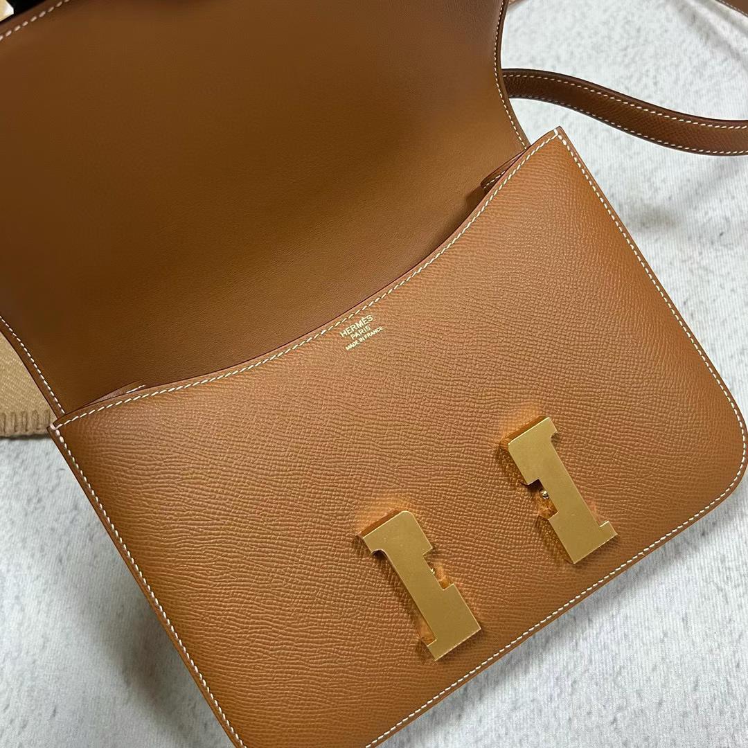 Hermès（爱马仕）Constance 24-1 单层镜子款 Epsom Ck37 金棕色 全手工蜡线缝制 金扣 24cm