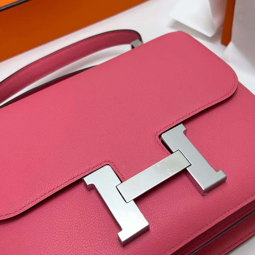 Hermès（爱马仕）Constance 空姐包 Evercolor 8w 新唇膏粉 银扣 24cm 全手工蜡线缝制 Phw