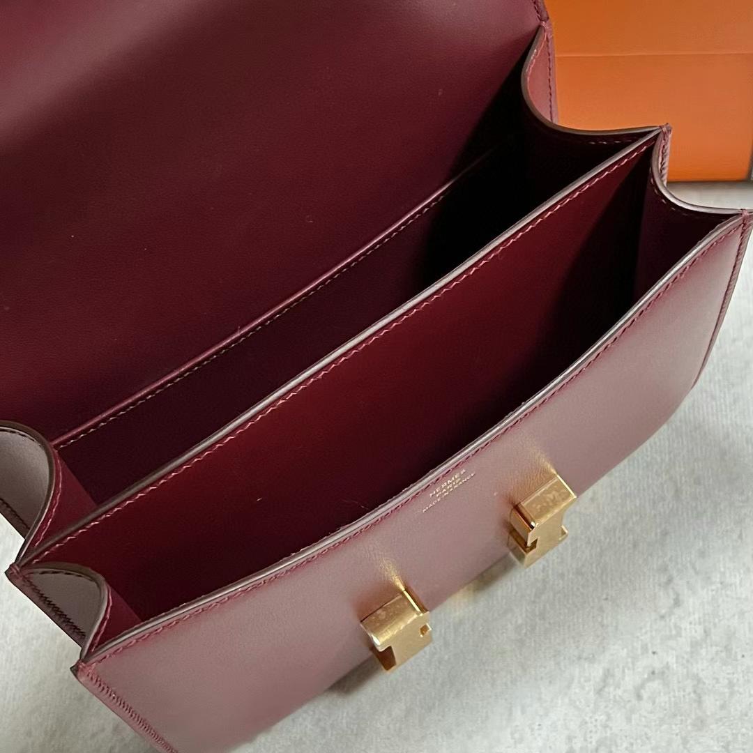 Hermès（爱马仕）Constance 空姐包 Boxcalf Ck55 爱马仕红 金扣 19cm Ghw 全手工蜡线缝制