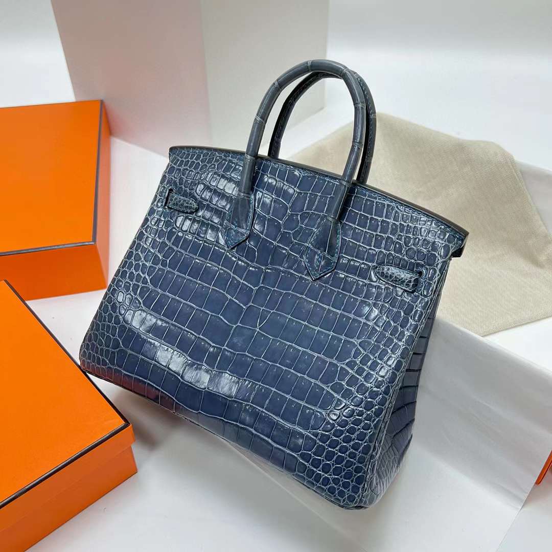 Hermès（爱马仕）Birkin 铂金包 亮面倒v澳洲湾鳄 Shiny Porosus Crocodile（御用原装进口Hcp鳄鱼皮）N7 风暴蓝 银扣 25cm 全手工蜡线缝制 Phw