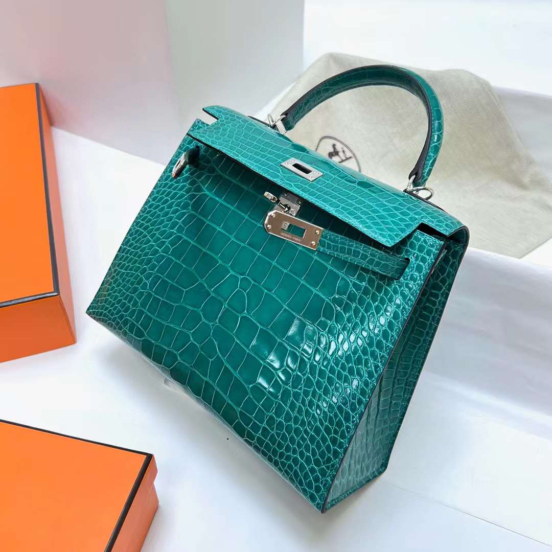Hermès（爱马仕）Kelly 凯莉包 亮面美洲鳄鱼 shiny alligator crocodile O6 帝王绿 银扣 25cm 全手工缝制 Phw