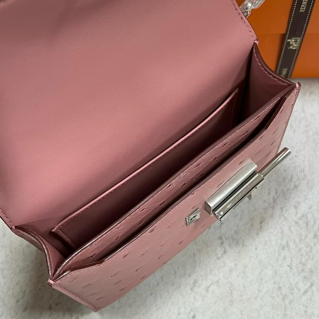 Hermès（爱马仕）Verrou 机枪包 Ostrich 原厂kk进口鸵鸟皮 Cc94 陶瓷粉 银扣 17.5cm 全手工蜡线缝制 Phw