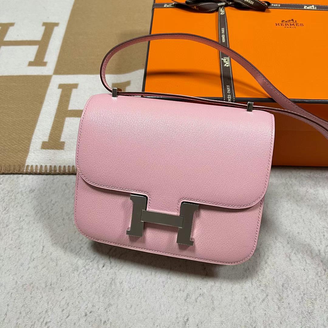 Hermès（爱马仕）Constance 空姐包 Chevre 进口山羊皮 3Q 新粉色 银扣 19cm Phw 全手工蜡线缝制