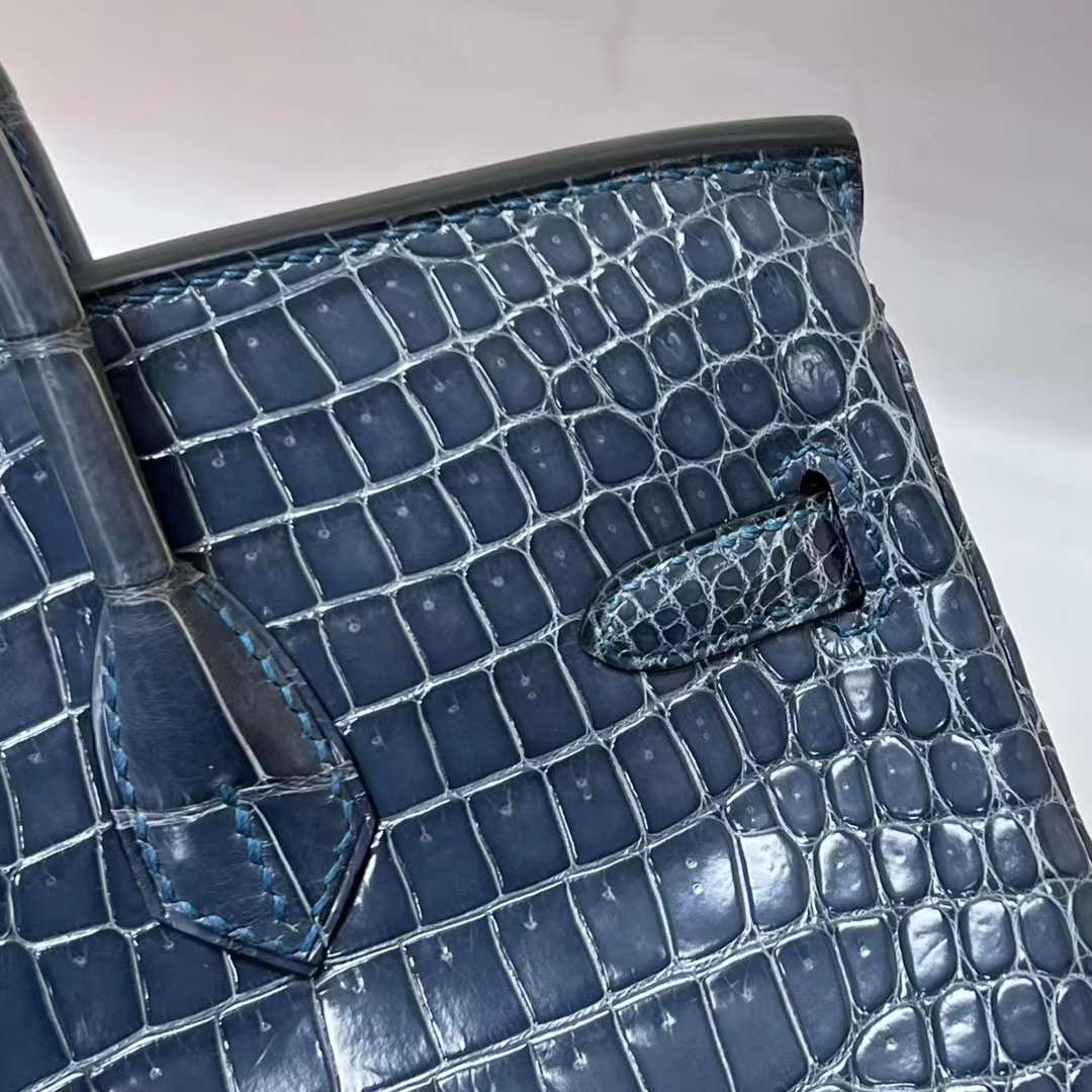 Hermès（爱马仕）Birkin 铂金包 亮面倒v澳洲湾鳄 Shiny Porosus Crocodile（御用原装进口Hcp鳄鱼皮）N7 风暴蓝 银扣 25cm 全手工蜡线缝制 Phw