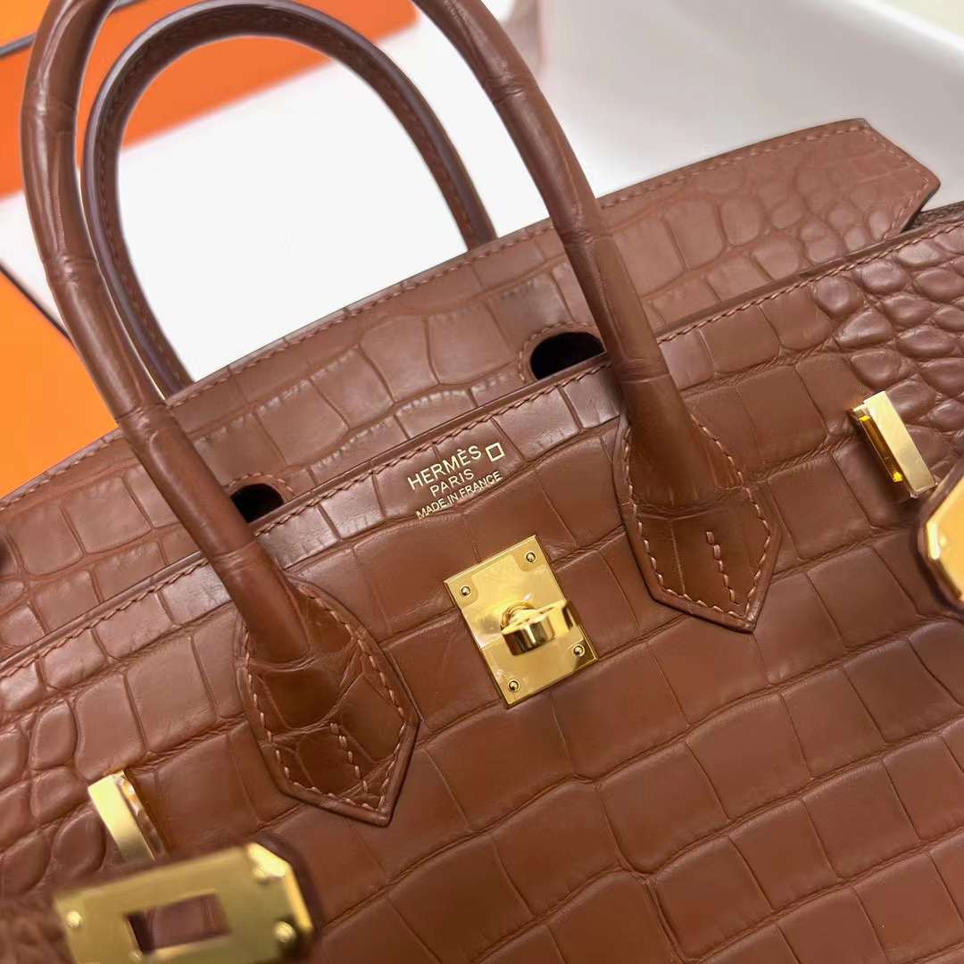Hermès（爱马仕）Birkin 铂金包 雾面美洲鳄鱼 matte alligator crocodile（御用原装进口Hcp鳄鱼）Ck37 金棕色 金扣 25cm 全手工缝制 ghw