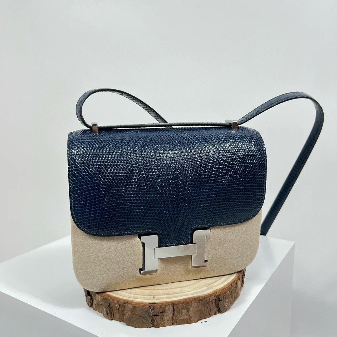 Hermès（爱马仕）Constance 空姐包 Lizard 亮面蜥蜴皮 7L 马耳他蓝 全手工蜡线缝制 银扣 19cm