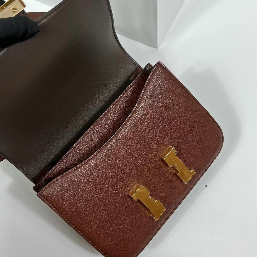 Hermès（爱马仕）Constance 空姐包 Chevre Ck41 哈瓦那色 内拼 乌木色 全手工蜡线缝制 金扣 PHW 19cm