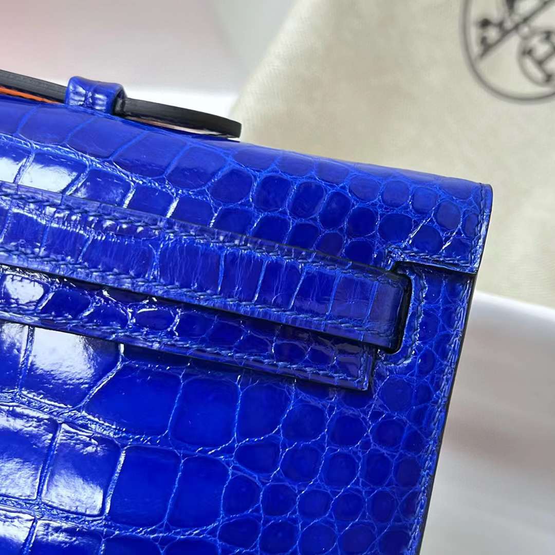 Hermès（爱马仕）Kelly cut 亮面倒v澳洲湾鳄 shiny porosus crocodile 7T 电光蓝 银扣 31cm 全手工蜡线缝制