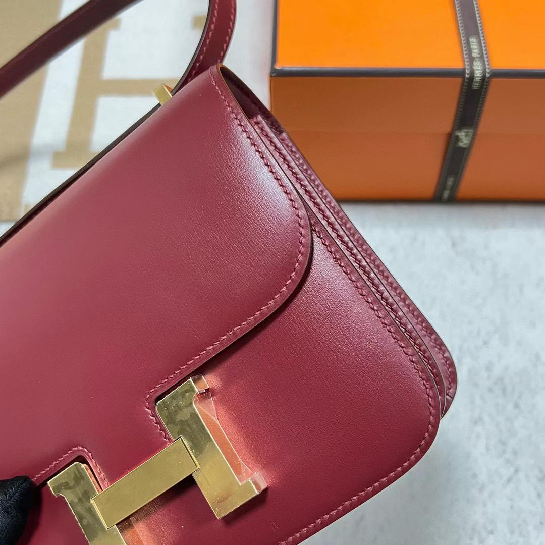 Hermès（爱马仕）Constance 空姐包 Boxcalf Ck55 爱马仕红 金扣 19cm Ghw 全手工蜡线缝制