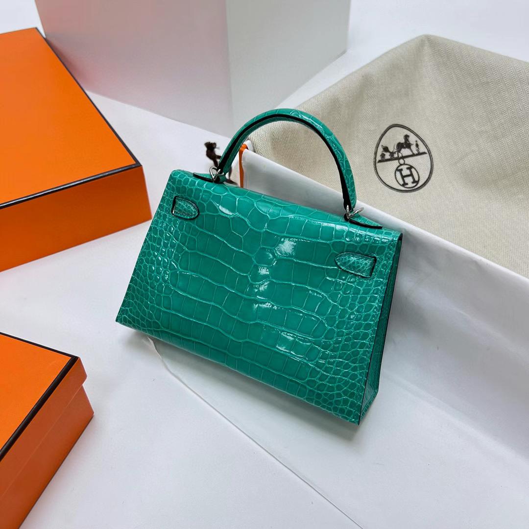 Hermès（爱马仕）Mini Kelly 迷你凯莉 亮面美洲鳄鱼 shiny alligator crocodile O6 帝王绿 银扣 19cm 全手工蜡线缝制 Phw