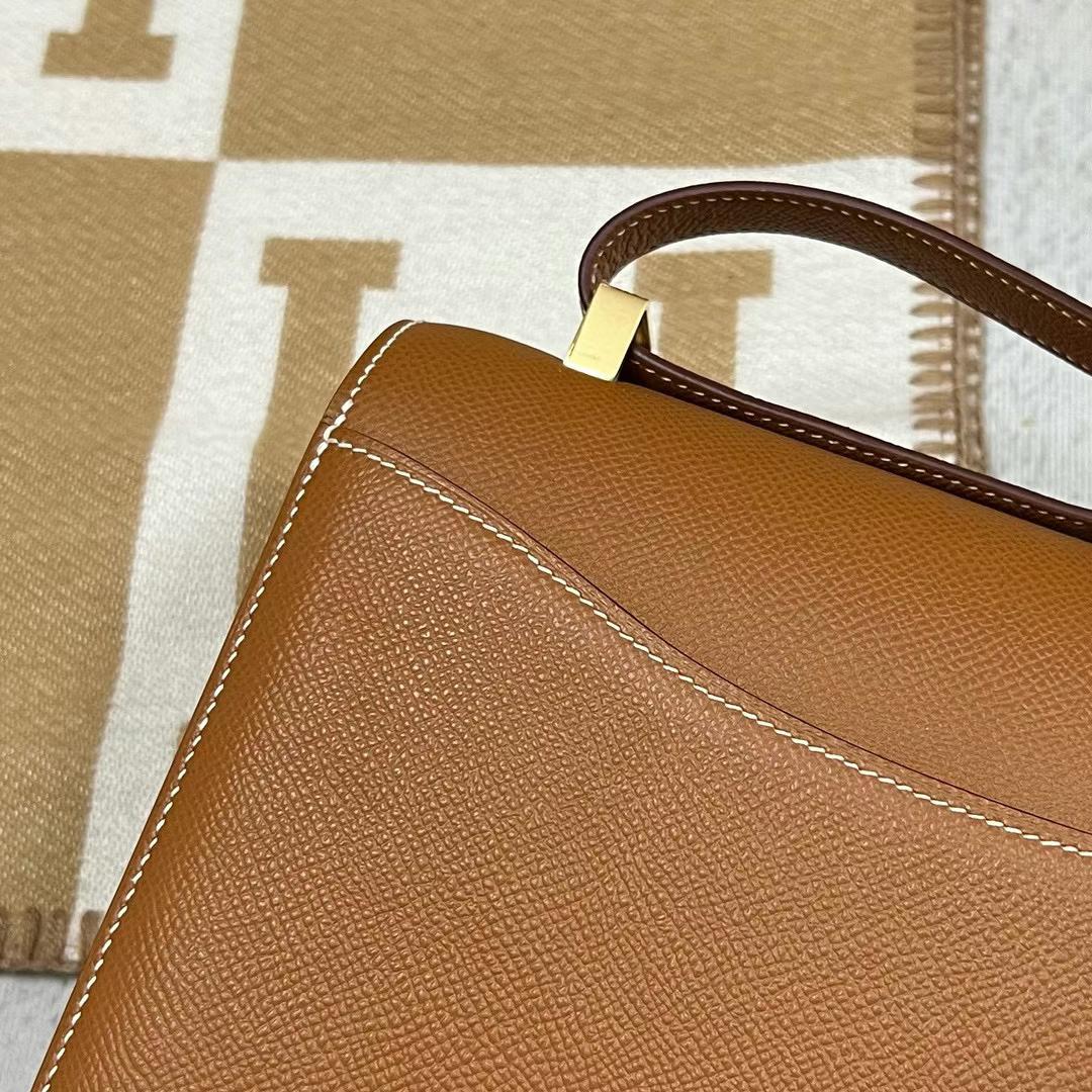 Hermès（爱马仕）Constance 24-1 单层镜子款 Epsom Ck37 金棕色 全手工蜡线缝制 金扣 24cm