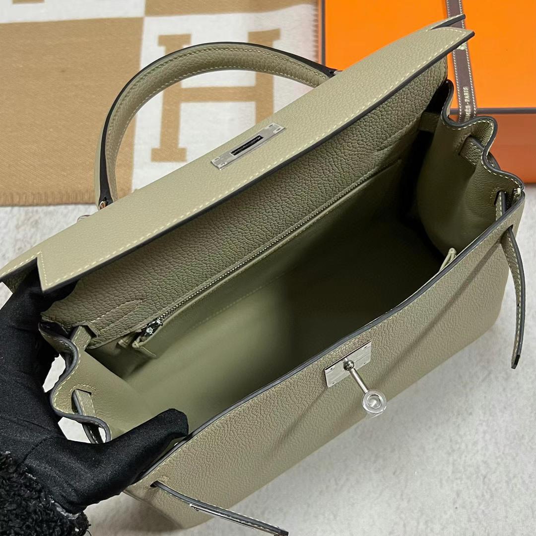 Hermès（爱马仕）Kelly 凯莉包 Togo皮 Q1 鼠尾草绿 银扣 28cm 全手工蜡线缝制 Phw