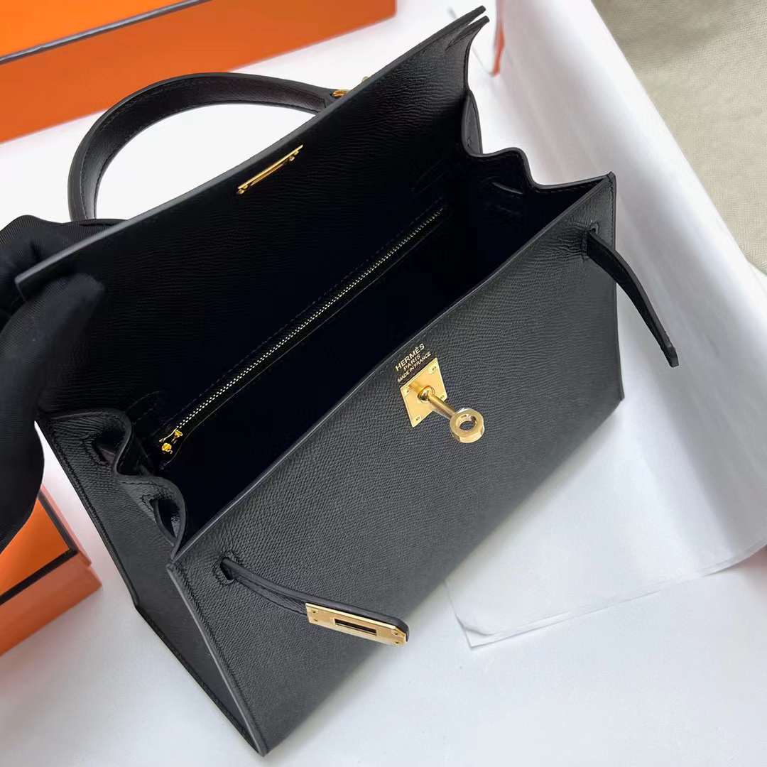 Hermès（爱马仕）Kelly 凯莉包 Epsom Ck89 黑色 金扣 25cm 全手工蜡线缝制 Ghw