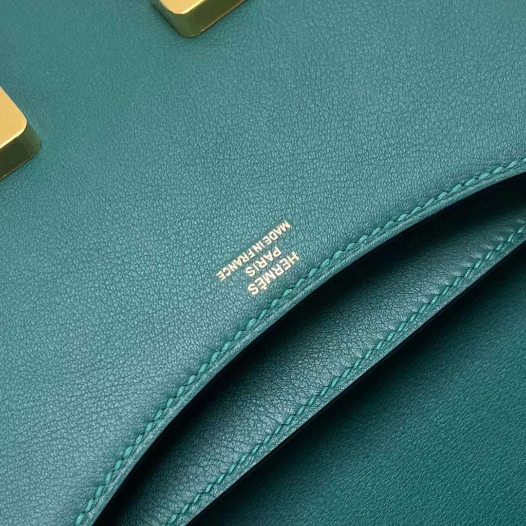 Hermès（爱马仕）Constance 空姐包 Swift Z6 孔雀绿 金扣 19cm 全手工蜡线缝制 ghw