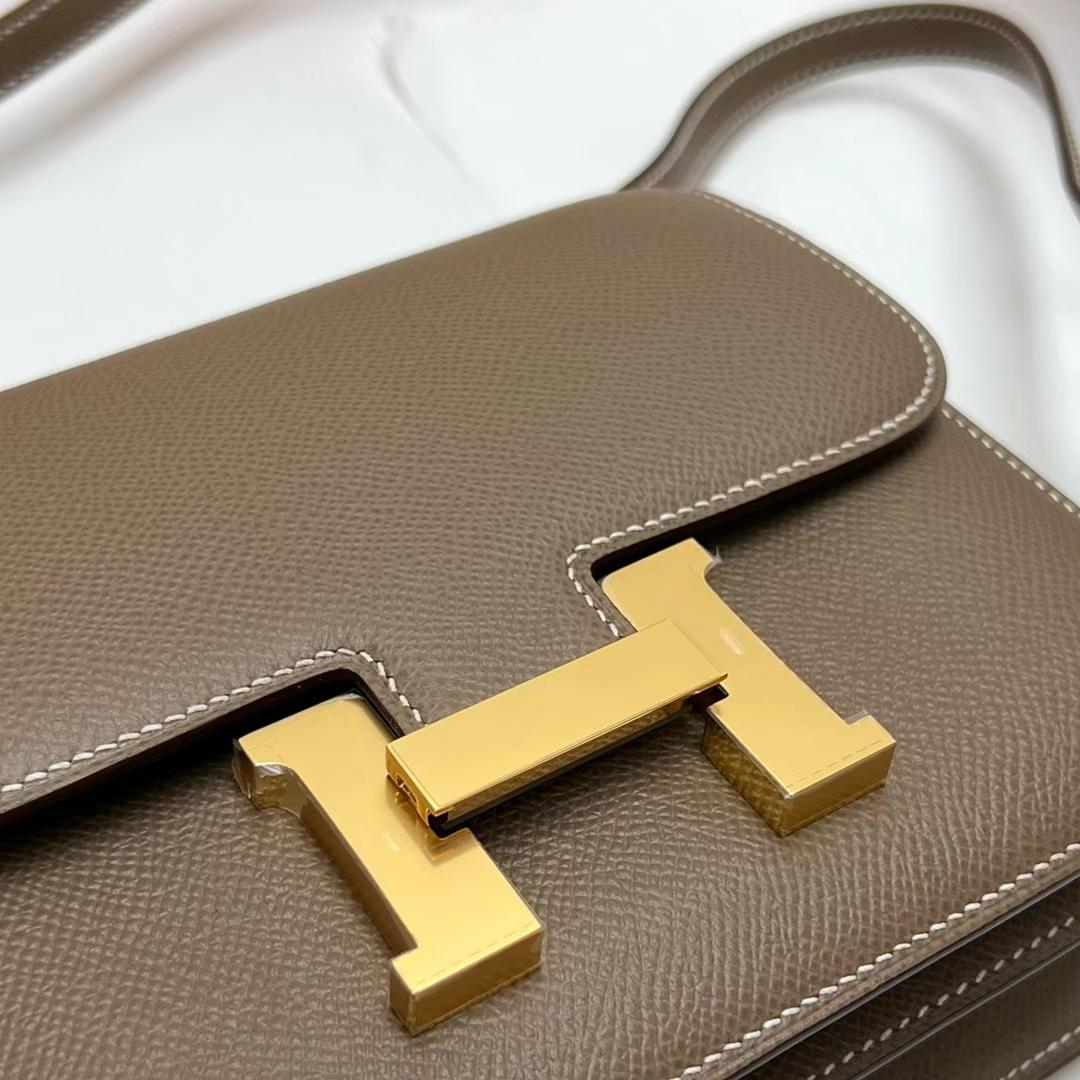 Hermès（爱马仕）Constance 空姐包 Epsom Ck18 大象灰 金扣 19cm 全手工蜡线缝制 Ghw