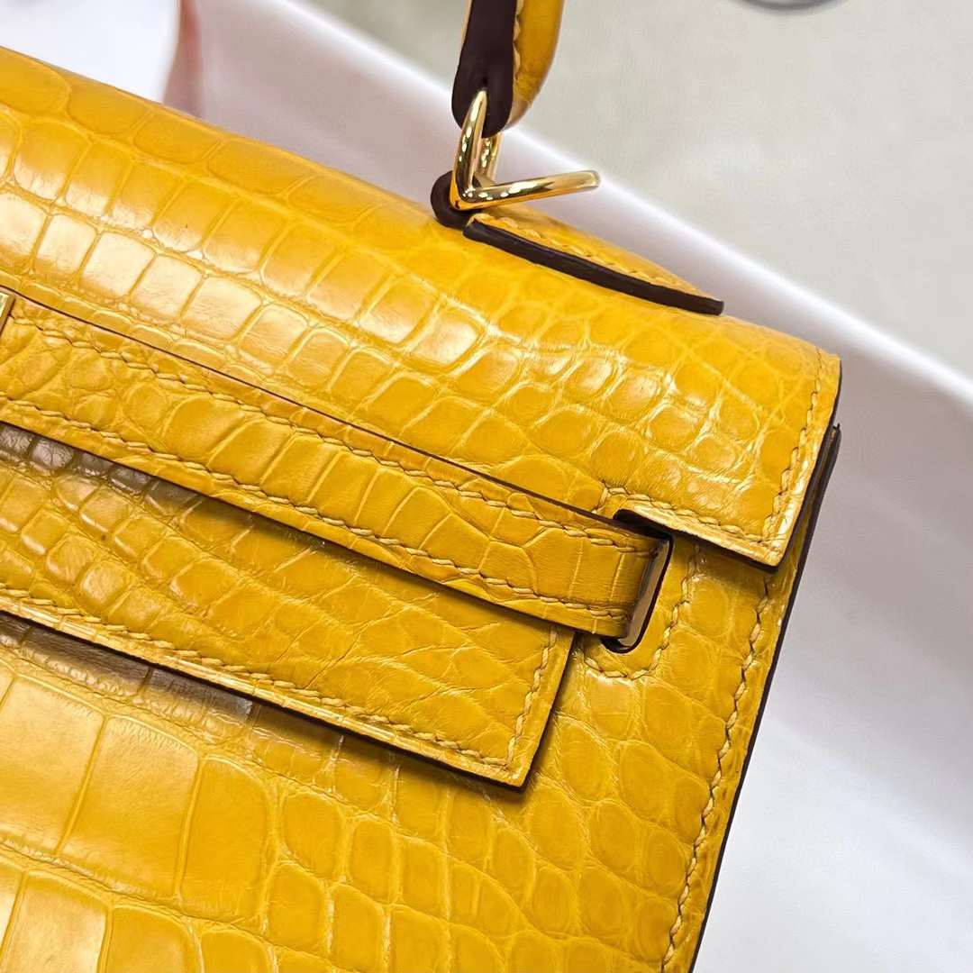 Hermès（爱马仕）Kelly 凯莉包 亮面美洲鳄鱼 shiny alligator crocodile 9D 琥珀黄 金扣 25cm 全手工缝制
