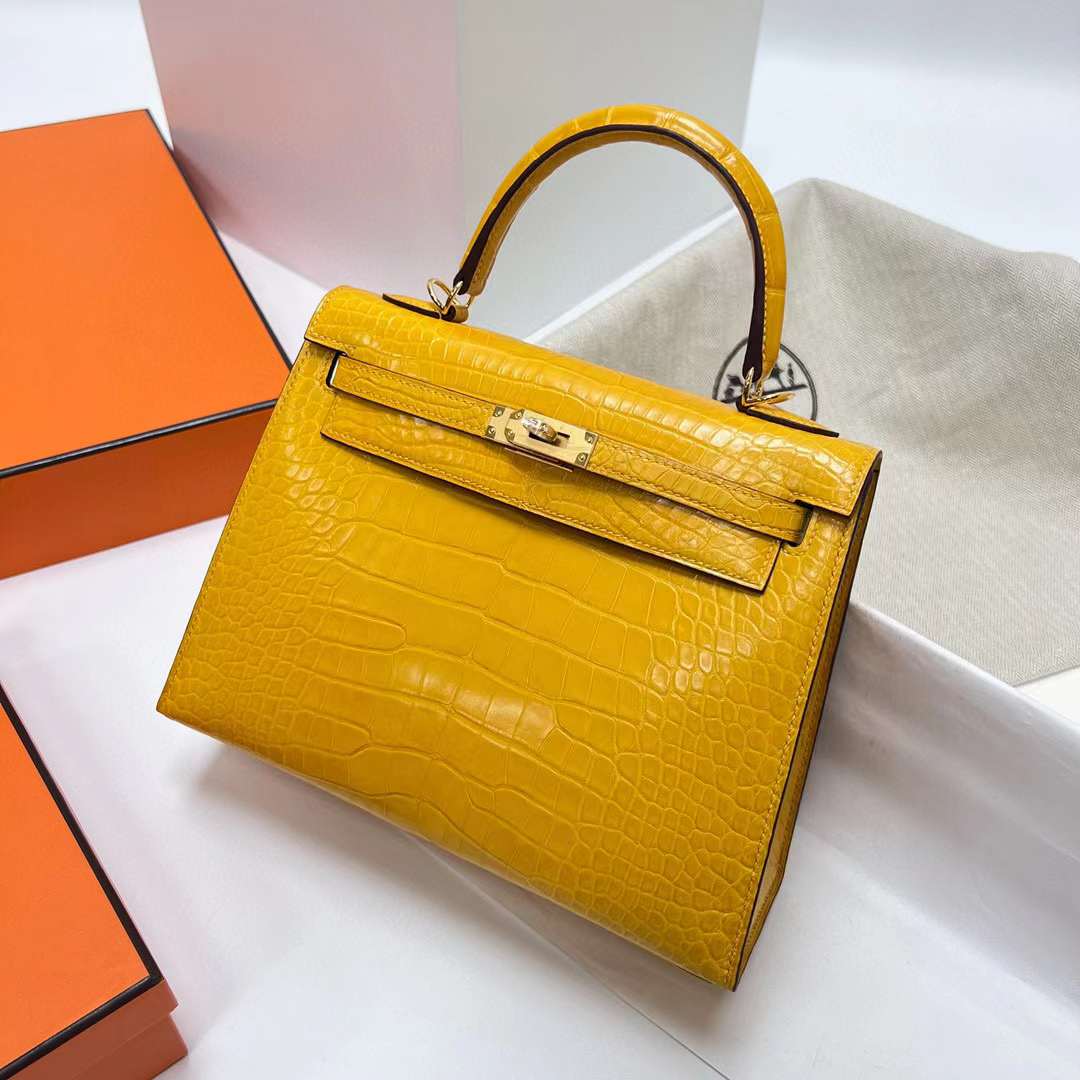 Hermès（爱马仕）Kelly 凯莉包 亮面美洲鳄鱼 shiny alligator crocodile 9D 琥珀黄 金扣 25cm 全手工缝制