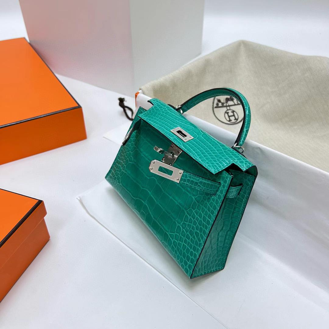 Hermès（爱马仕）Mini Kelly 迷你凯莉 亮面美洲鳄鱼 shiny alligator crocodile O6 帝王绿 银扣 19cm 全手工蜡线缝制 Phw