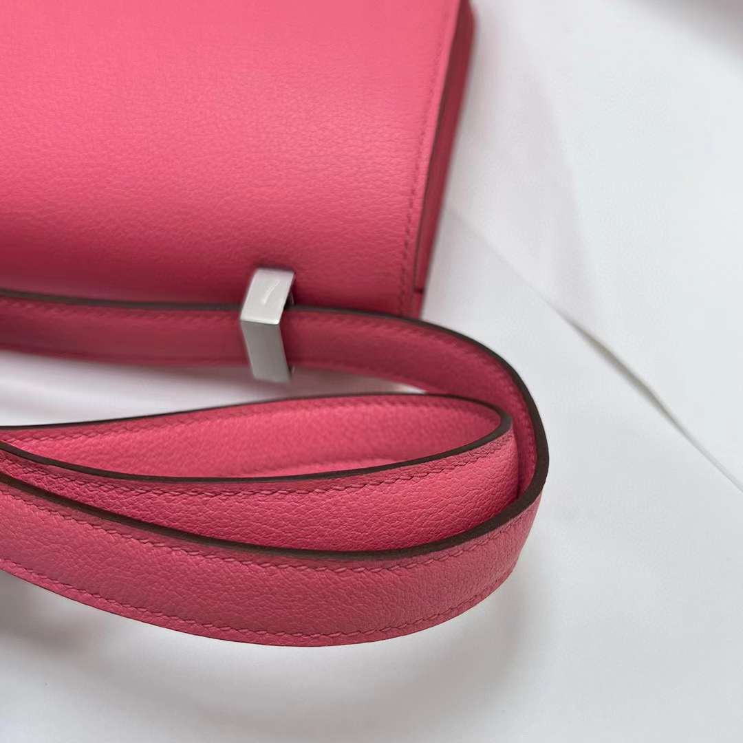 Hermès（爱马仕）Constance 空姐包 Evercolor 8w 新唇膏粉 银扣 24cm 全手工蜡线缝制 Phw