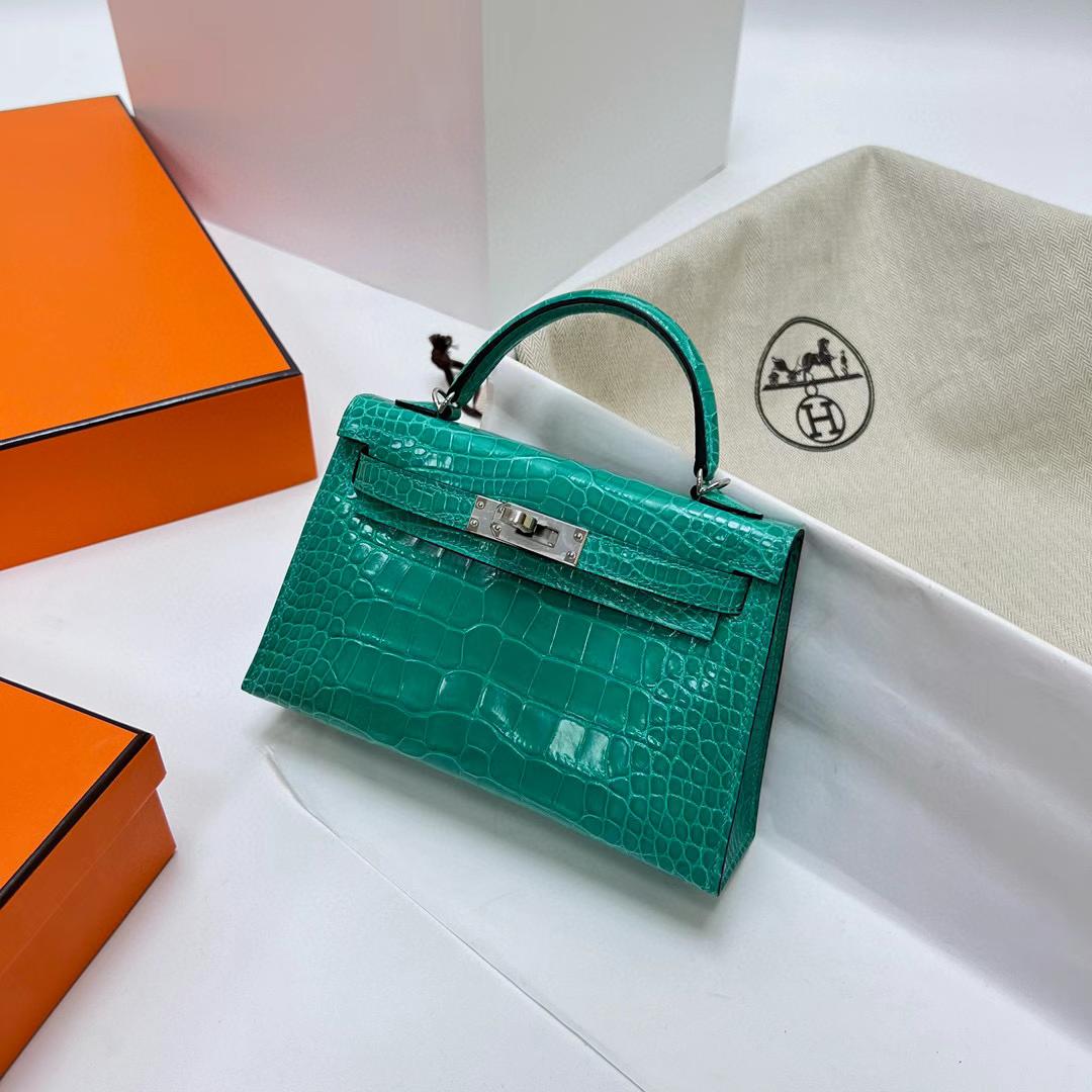 Hermès（爱马仕）Mini Kelly 迷你凯莉 亮面美洲鳄鱼 shiny alligator crocodile O6 帝王绿 银扣 19cm 全手工蜡线缝制 Phw