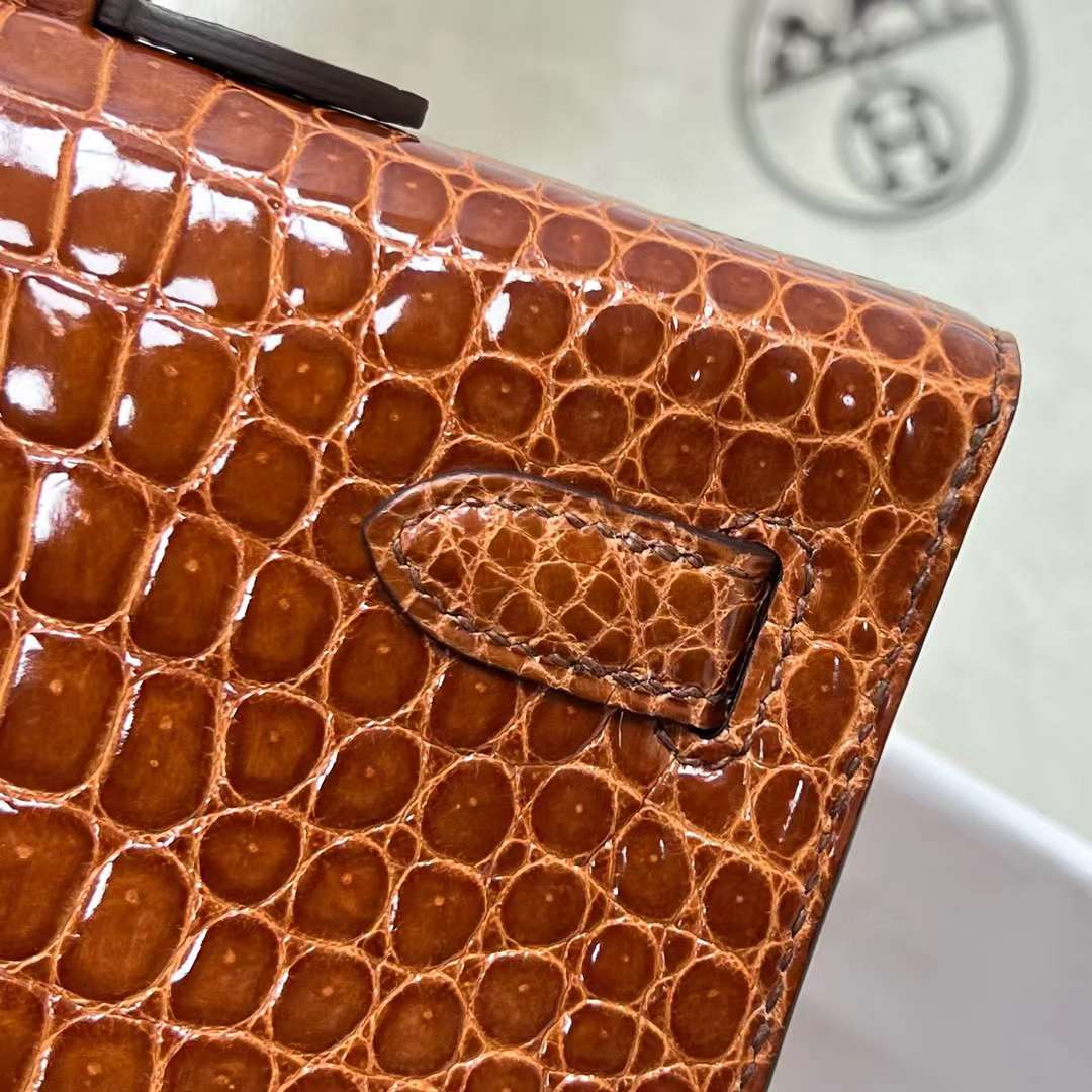 Hermès（爱马仕）Kelly cut 亮面倒v澳洲湾鳄 shiny porosus crocodile Ck31 蜜糖棕 银扣 31cm 全手工蜡线缝制