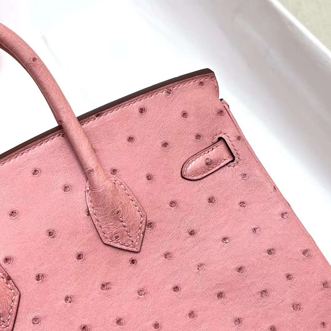Hermès（爱马仕）Birkin 铂金包 Ostrich 进口鸵鸟皮 Ck94 陶瓷粉 金扣 25cm 全手工蜡线缝制 Ghw