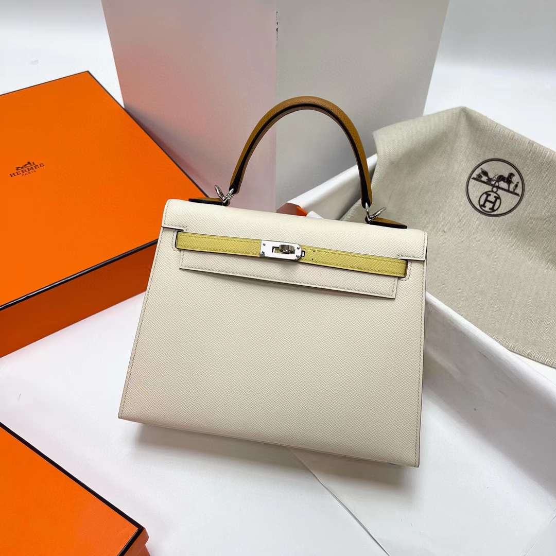 Hermès（爱马仕）Kelly 凯莉包 Epsom i2 奶油白 拼 1z 小鸡黄 拼 2S 芝麻色 银扣 25cm 全手工蜡线缝制
