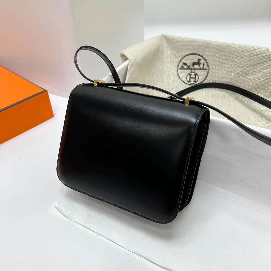Hermès（爱马仕）Constance 空姐包 Box皮 Ck89 黑色 金扣 19cm 全手工蜡线缝制 Ghw