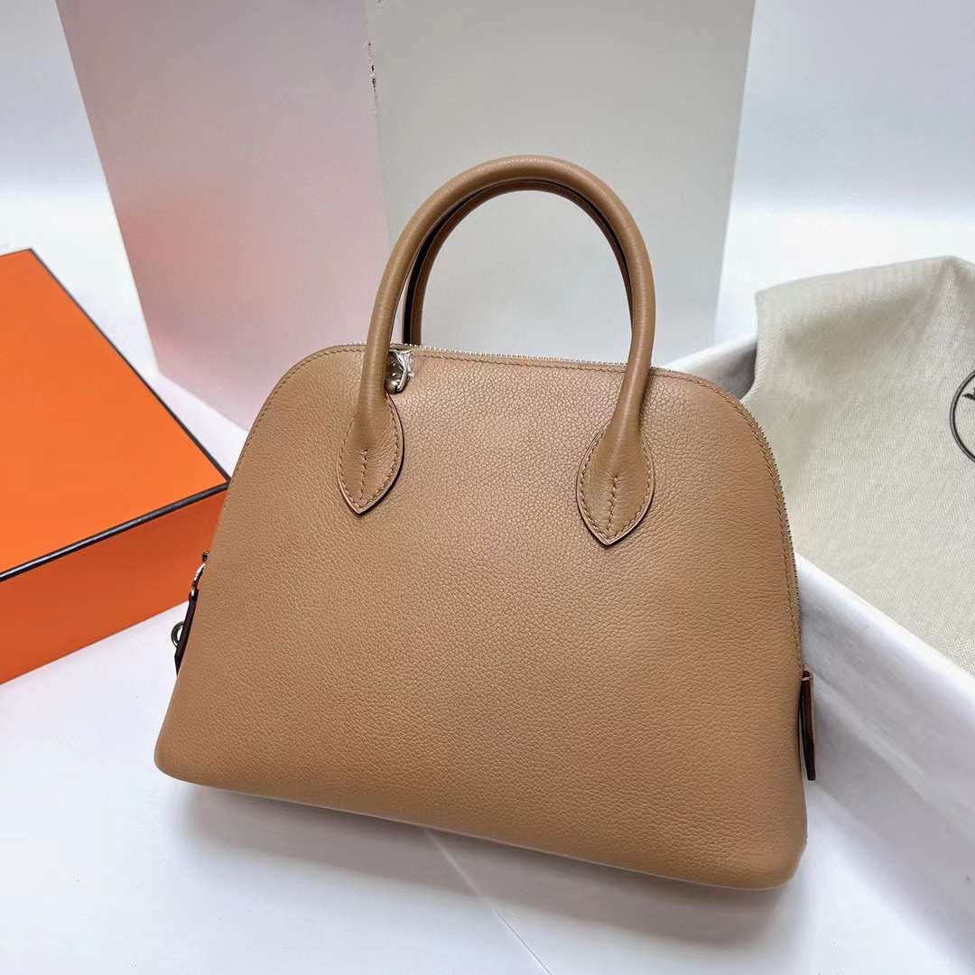 Hermès（爱马仕）Bolide 保龄球包 Evercolor 0M 奶茶色 内拼 X9 锦葵紫 银扣 25cm 全手工蜡线缝制 Phw