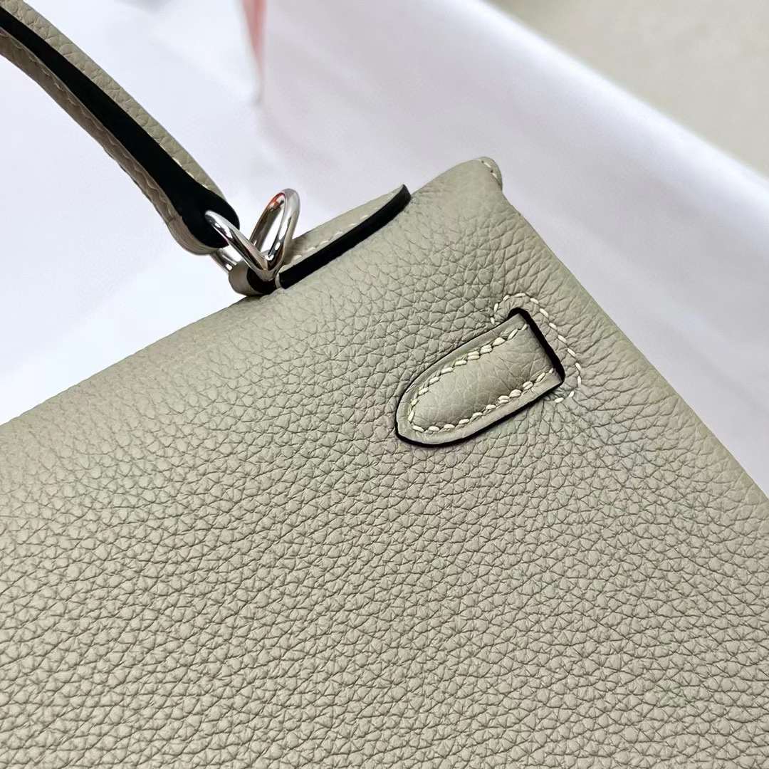 Hermès（爱马仕）Kelly 凯莉包 Togo皮 Q1 鼠尾草绿 银扣 25cm 全手工蜡线缝制 Phw