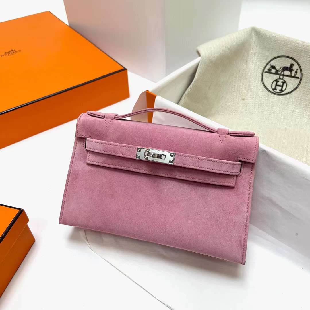 Hermès（爱马仕）Mini Kelly Pochette Suede 进口麂皮 玫瑰粉 银扣 22cm 全手工蜡线缝制 Phw