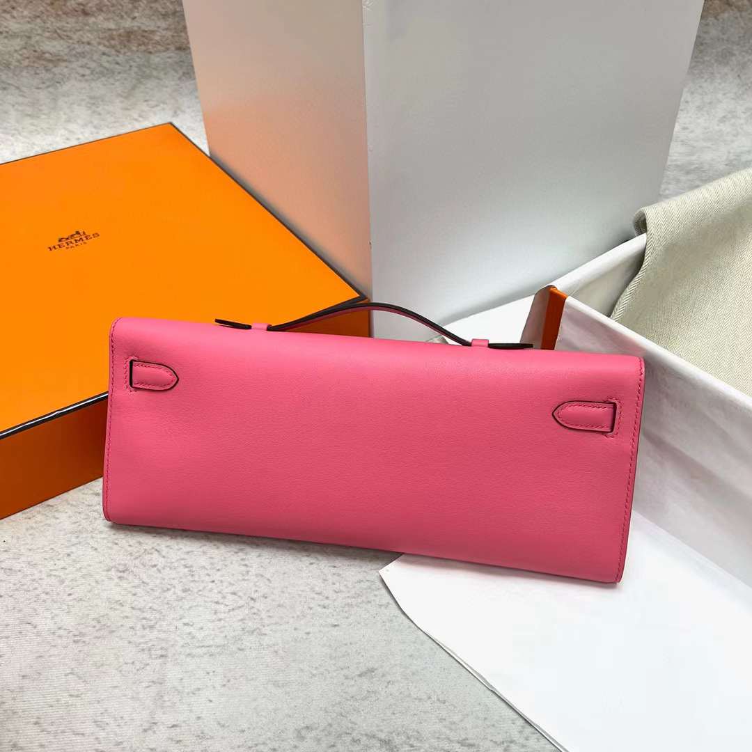 Hermès（爱马仕）Kelly cut Swift 8w 新唇膏粉 金扣 31cm 全手工蜡线缝制 Ghw