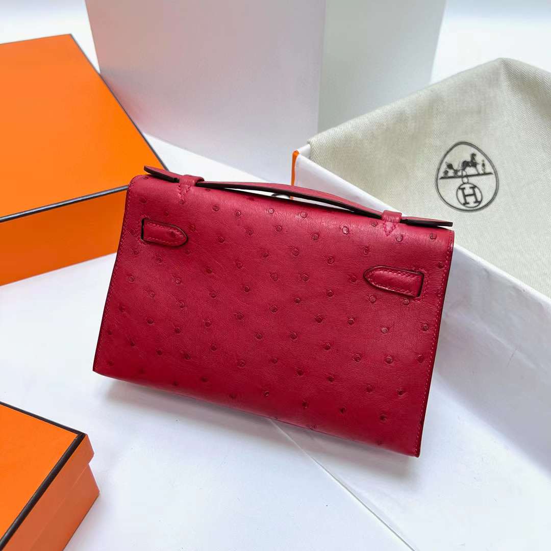Hermès（爱马仕）Mini Kelly Pochette Ostrich 鸵鸟皮 Ck53 大红色 金扣 22cm 全手工蜡线缝制 Ghw