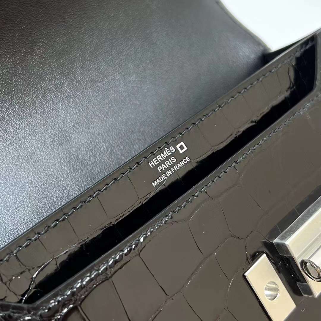 Hermès（爱马仕）Verrou 机枪包 亮面美洲鳄鱼 Ck89 黑色 银扣 17.5cm 全手工蜡线缝制 Phw