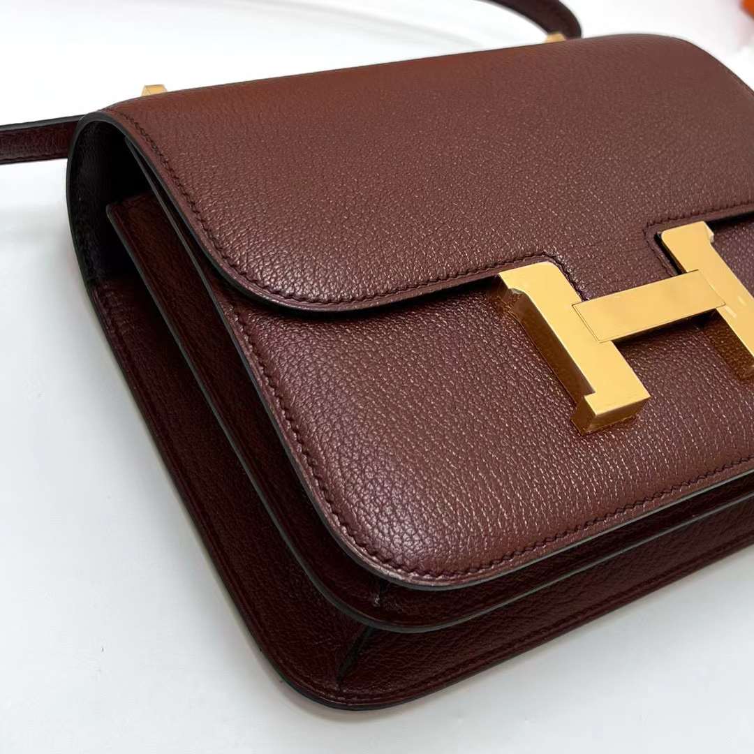 Hermès（爱马仕）Constance 空姐包 Chevre 进口山羊皮 Ck41 哈瓦那色 内拼 乌木色 金扣 19cm 全手工蜡线缝制 Ghw