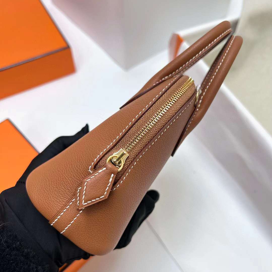 Hermès（爱马仕）Mini Bolide 迷你保龄球包 Chevre 进口山羊皮 Ck80 珍珠灰 金扣 19cm 全手工蜡线缝制 Ghw
