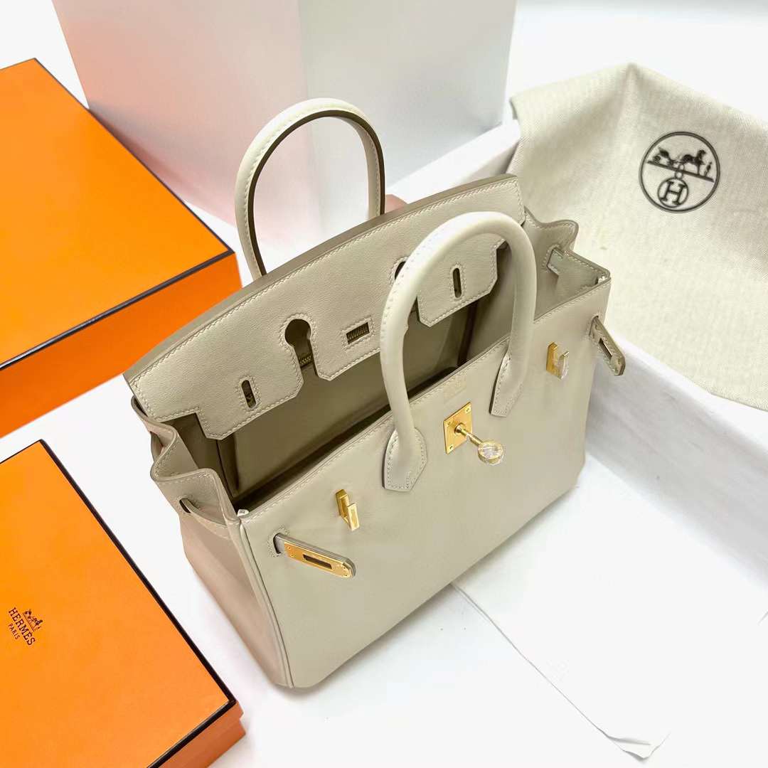 Hermès（爱马仕）Birkin 铂金包 Swift Ck10 奶昔白 金扣 25cm 全手工蜡线缝制 Ghw