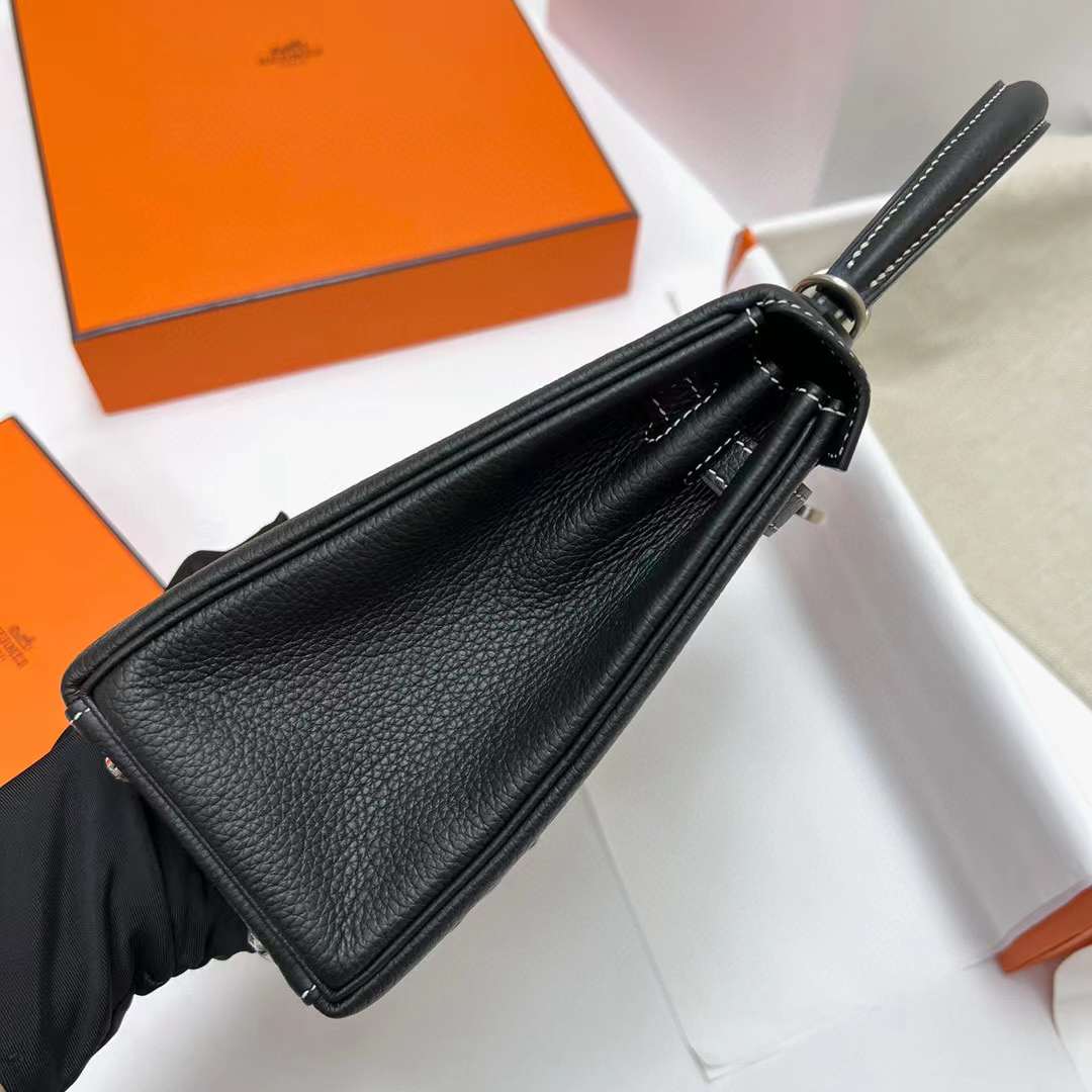 Hermès（爱马仕）Kelly 凯莉包 Togo皮 Ck89 黑色 磨砂银扣 25cm 全手工蜡线缝制 Mphw