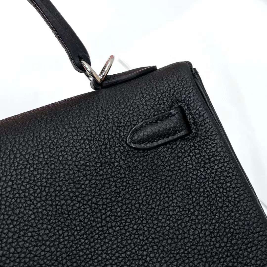 Hermès（爱马仕）Kelly 凯莉包 Togo皮 Ck89 黑色 银扣 25cm 全手工蜡线缝制 Phw