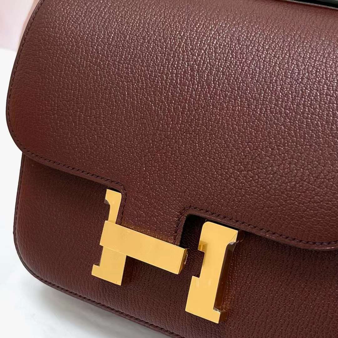 Hermès（爱马仕）Constance 空姐包 Chevre 进口山羊皮 Ck41 哈瓦那色 内拼 乌木色 金扣 19cm 全手工蜡线缝制 Ghw
