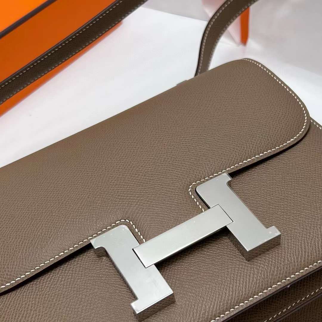 Hermès（爱马仕）Constance 康斯坦斯 Epsom Ck18 大象灰 银扣 24cm 全手工蜡线缝制 Phw